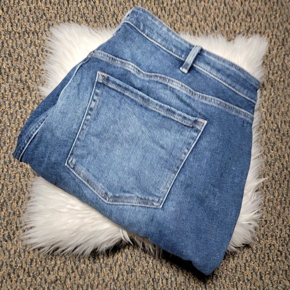 EUC Lane Bryant Hi-Rise Essential Stretch Straight Crop Size 24 - Picture 8 of 16